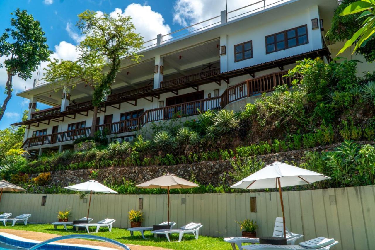 Asia Grand View Hotel Coron Exterior photo